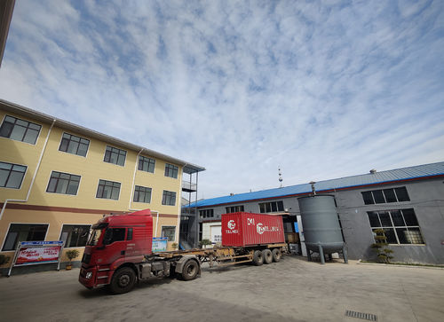 最新の企業ニュースについて Flexitankは20'でDVの容器詰まるで、20'にバルク液体の貨物袋を含むために乾燥バンの容器の壁およびフロアーリング、頼る密閉密封された、折りたたみ適用範囲が広い袋/ぼうこう。flexitankのサイズ/容積は16,000-24,000リットルの間で及ぶことができる。