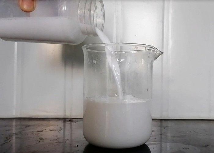 段ボール紙のための白い乳剤36%の固形分のカチオンの分散させたロジンのサイズ